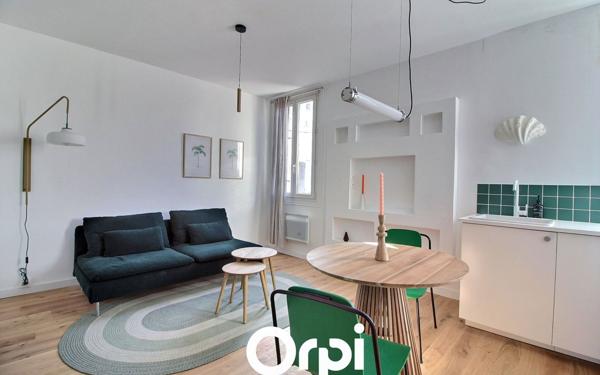 Appartement à vendre    2 pièces •  Marseille 7