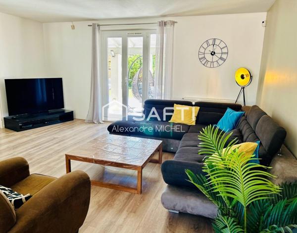 Maison T5 140m² implantée sur 1500M² de terrain avec piscine