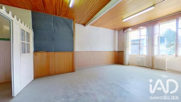 Maison à vendre 7 pièces 161 m² Ally