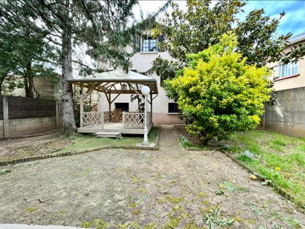 Maison 5 pièce(s) 4 chambre(s) 150 m²
