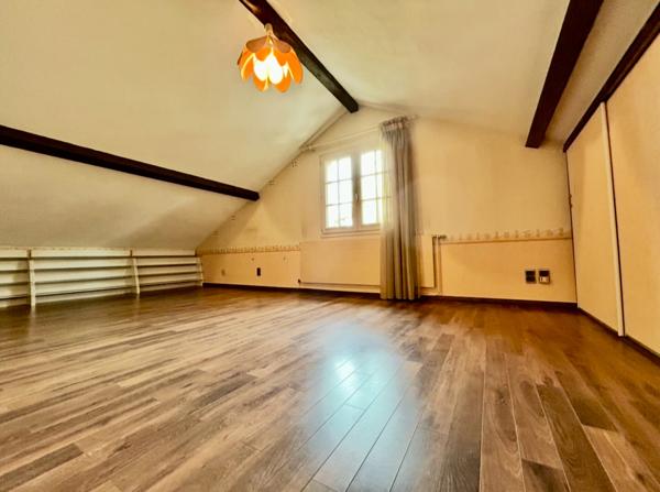 Maison 5 pièce(s) 4 chambre(s) 150 m²