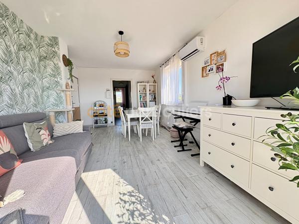 Vente
                Appartement63 m² - 3 Pièces -
                    NARBONNE (11100)
