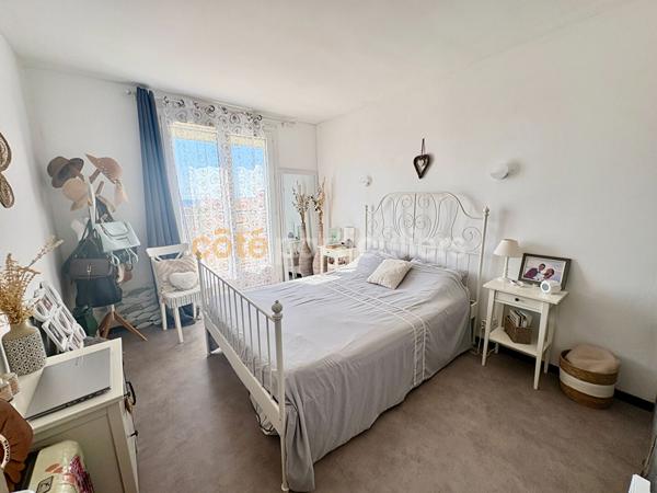 Vente
                Appartement63 m² - 3 Pièces -
                    NARBONNE (11100)