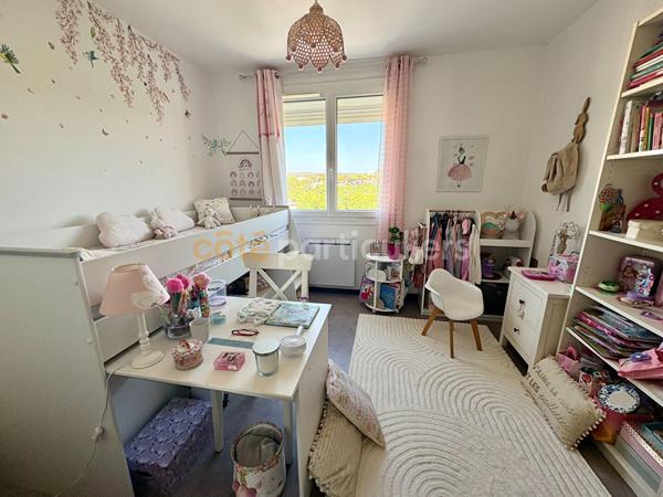 Vente
                Appartement63 m² - 3 Pièces -
                    NARBONNE (11100)