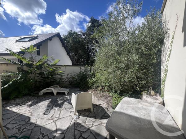 Maison à vendre  4 pièces - 71,68 m2 LA VARENNE ST HILAIRE - 94