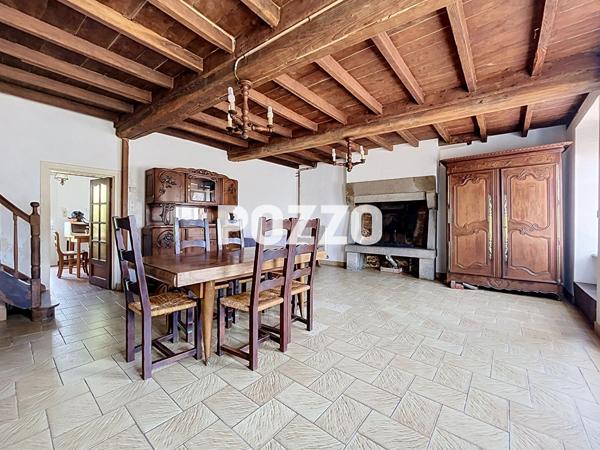 A Vendre - Juvigny Les Vallées - Maison 5 pièce(s) 100 m² - TERRAIN - DEPENDANCES JUVIGNY LES VALLEES