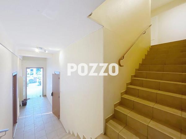Appartement 2 pièce(s) 66.48 m2 SAINT LO