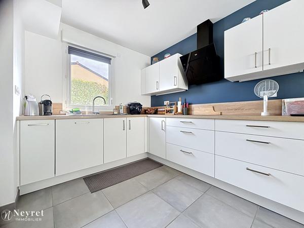 Maison T4 88 m² a Communay Piscine Garage au calme