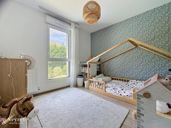 Maison T4 88 m² a Communay Piscine Garage au calme