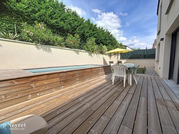Maison T4 88 m² a Communay Piscine Garage au calme