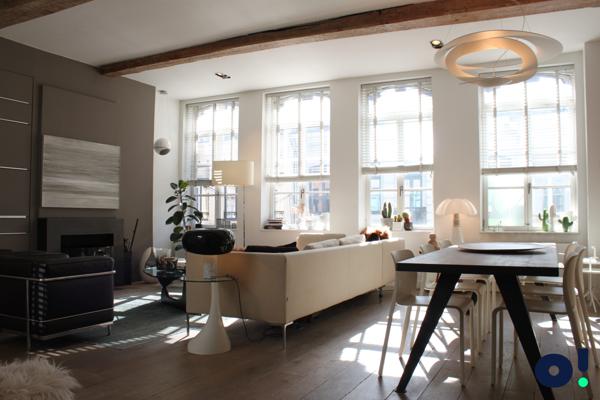 RARE, TRÈS BELLE MAISON FAMILIALE – VIEUX LILLE