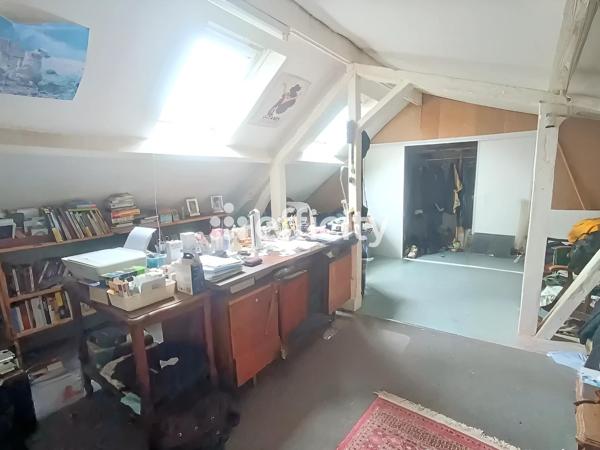Maison
         6 pièces
        - 185 m² 273 000 €*