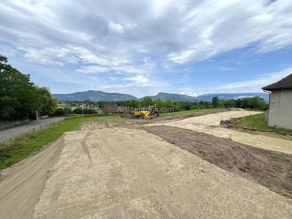 Vente Terrain 500 m2 à Les Avenières Veyrins-Thuellin