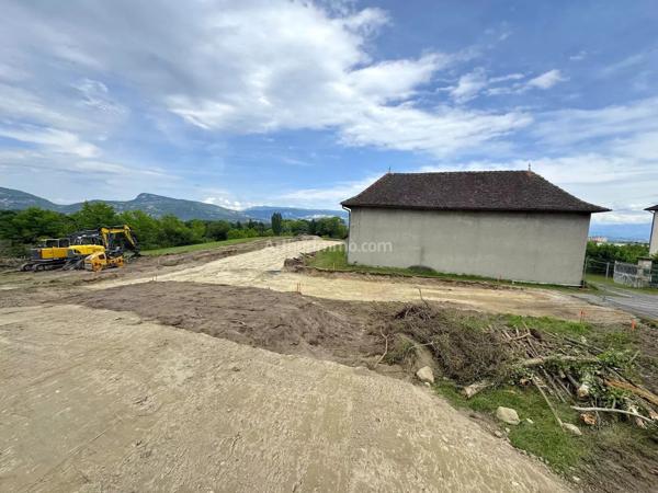Vente Terrain 500 m2 à Les Avenières Veyrins-Thuellin