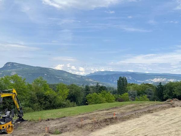 Vente Terrain 500 m2 à Les Avenières Veyrins-Thuellin