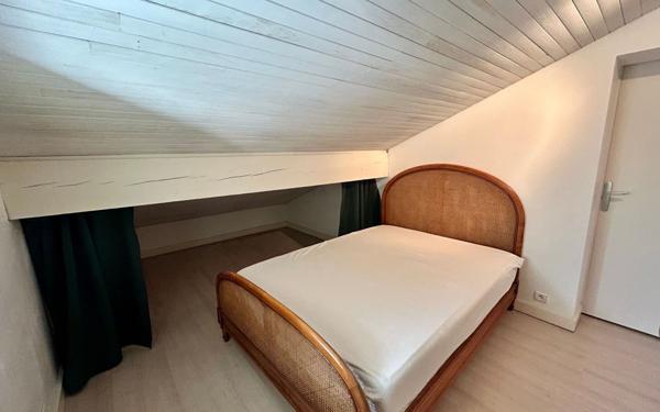 Maison à vendre    5 pièces •  Mérignac