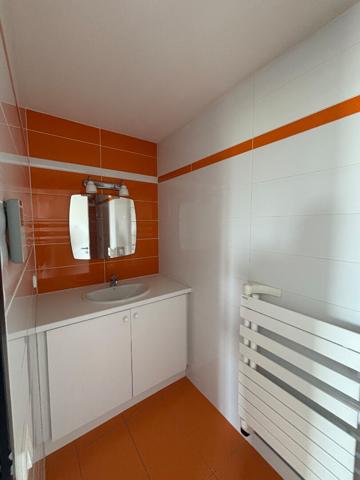 TRES RARE SUR LE MARCHE SUPERBE APPARTEMENT A LOUER BREST CENTRE VUE MER