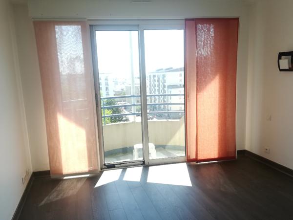 TRES RARE SUR LE MARCHE SUPERBE APPARTEMENT A LOUER BREST CENTRE VUE MER