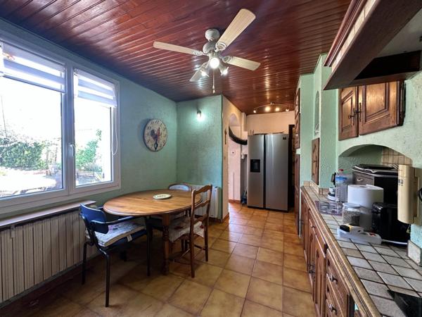 Coup de cœur assuré – Maison familiale 4 chambres, piscine et grand garage.