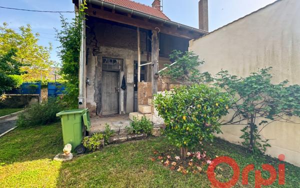 Maison à vendre    4 pièces •  Châteaumeillant