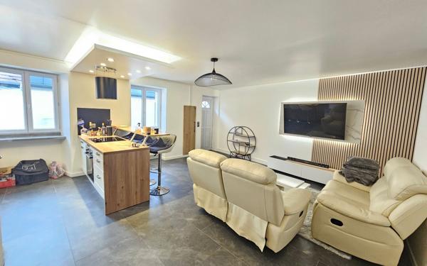 Maison à louer    4 pièces • 71,17 m2 La Falaise