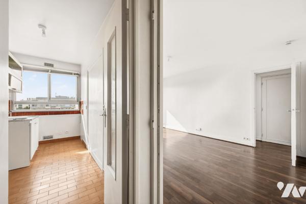 PARIS 15ème : appartement de 2 pièces 42,13 m2