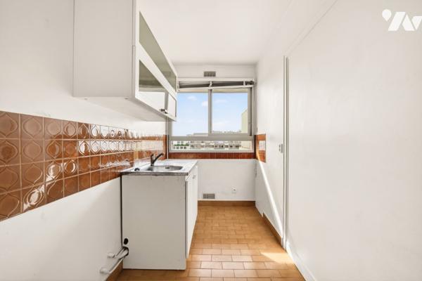 PARIS 15ème : appartement de 2 pièces 42,13 m2