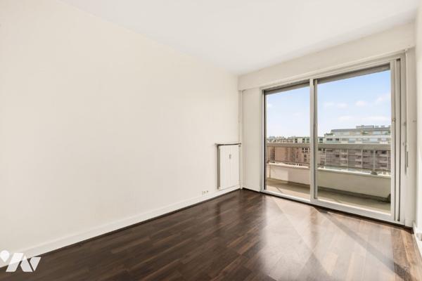 PARIS 15ème : appartement de 2 pièces 42,13 m2