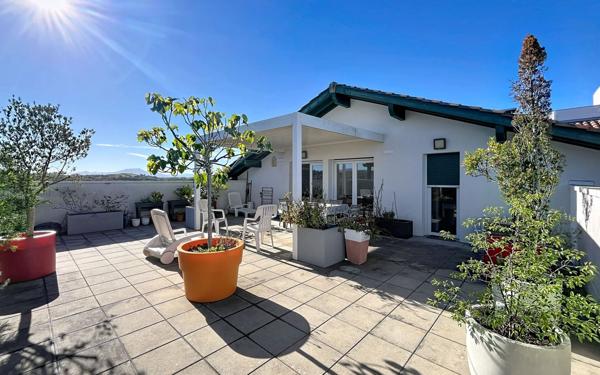 Appartement à vendre    4 pièces • 99,59 m2 Saint-Pierre-d'Irube