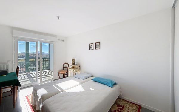 Appartement à vendre    4 pièces • 99,59 m2 Saint-Pierre-d'Irube