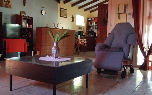 Maison à vendre    3 pièces • 129 m2 Sainte-Rose