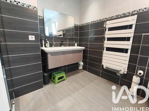 Maison à vendre 4 pièces 108 m² Châteaugay