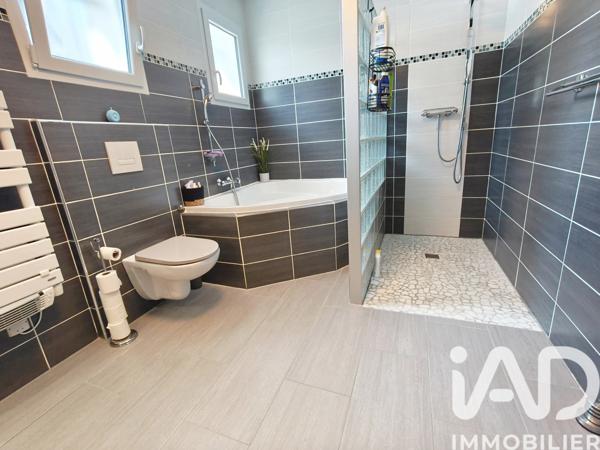 Maison à vendre 4 pièces 108 m² Châteaugay