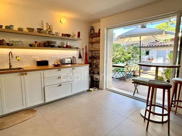 Maison à vendre 4 pièces HYERES (83) - La Capte - Jardin - Parkings - 300 m de la plage