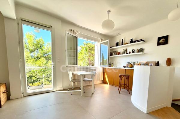 Maison à vendre 4 pièces HYERES (83) - La Capte - Jardin - Parkings - 300 m de la plage
