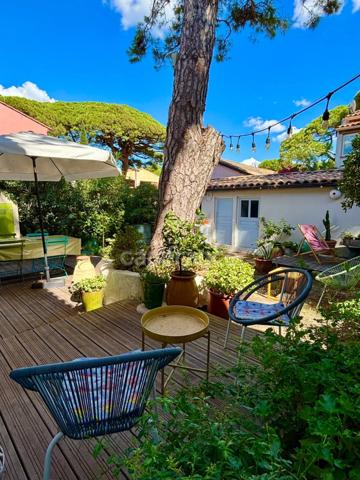 Maison à vendre 4 pièces HYERES (83) - La Capte - Jardin - Parkings - 300 m de la plage