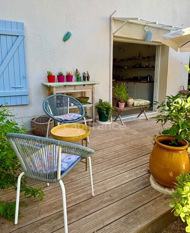 Maison à vendre 4 pièces HYERES (83) - La Capte - Jardin - Parkings - 300 m de la plage