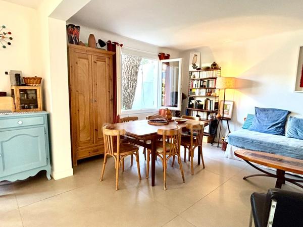 Maison à vendre 4 pièces HYERES (83) - La Capte - Jardin - Parkings - 300 m de la plage
