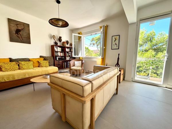 Maison à vendre 4 pièces HYERES (83) - La Capte - Jardin - Parkings - 300 m de la plage
