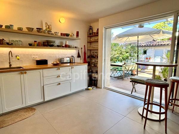 Maison à vendre 4 pièces HYERES (83) - La Capte - Jardin - Parkings - 300 m de la plage