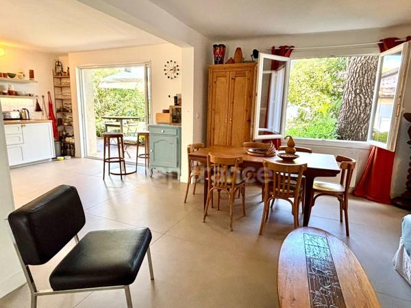 Maison à vendre 4 pièces HYERES (83) - La Capte - Jardin - Parkings - 300 m de la plage