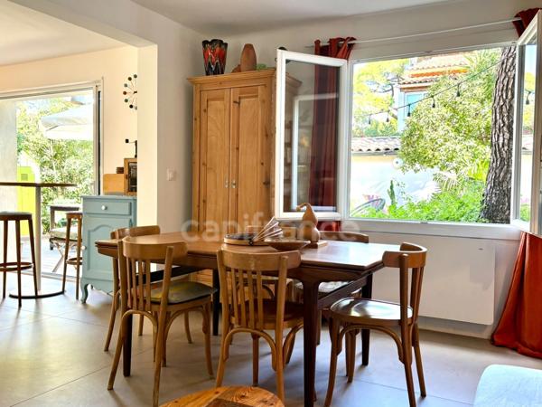 Maison à vendre 4 pièces HYERES (83) - La Capte - Jardin - Parkings - 300 m de la plage