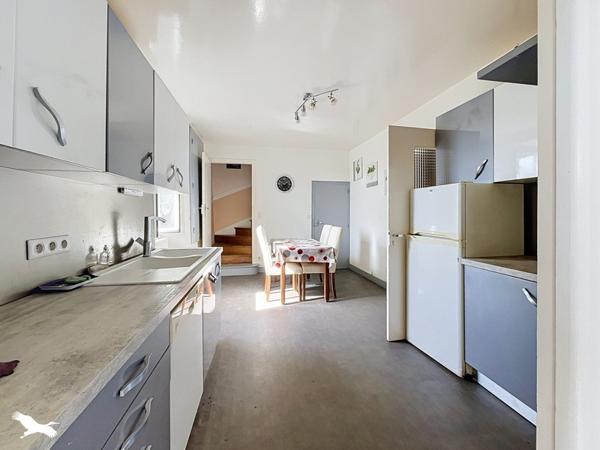 Maison à vendre 93 415 € Châlus 4 p 80 m² DPE G