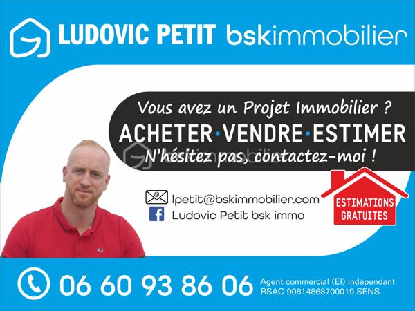 À vendre : 

Venez découvrir cette belle et spacieuse maison idéalement située en plein centre-ville de Sens, à seulement 5 minutes à pied de la gare !
Tous les services sont accessibles à pied : écoles de la maternelle au lycée, commerces, médecins, boulangerie, pharmacie, transports en commun (bus), etc. Une localisation parfaite pour une vie de famille confortable sans avoir besoin de voiture.

La maison se compose comme suit :
🔹 Au rez-de-chaussée :
Une entrée, cuisine équipée, salon/salle à manger, une salle d’eau avec toilette et une buanderie 

🔹 À l’étage :
Cinq chambres dont une suite parentale et son dressing.

Chaque pièce est équipée de climatisation réversible pour un confort optimal en été comme en hiver.
La maison bénéficie également de double vitrage et d’une pompe à chaleur, vous assurant des performances énergétiques intéressantes.

🏡 Maison avec un grand potentiel – idéale pour une famille ou un projet d'investissement.
Taxe foncière : 1714 € 
N’hésitez pas à me contacter pour plus de renseignements ou pour organiser une visite !