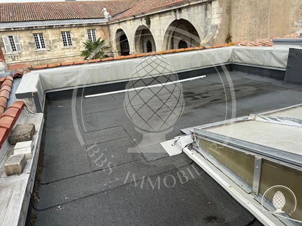 Immeuble à rénover en hypercentre de La Rochelle - Référence NB492 , La rochelle