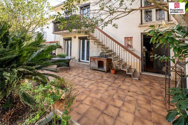 Villa + grand garage indépendant