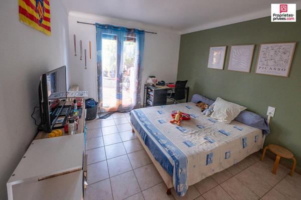 Villa + grand garage indépendant