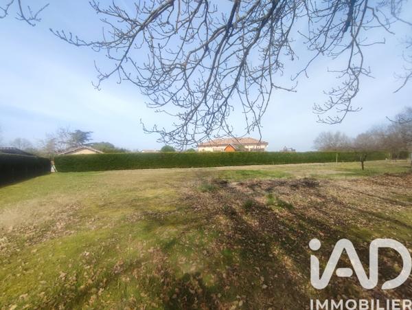 Terrain à vendre 1 311 m² Saint-Étienne-de-Tulmont