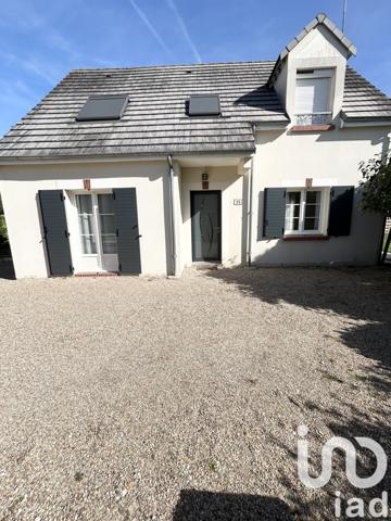 Maison à vendre 5 pièces 121 m² Châteauneuf-sur-Loire