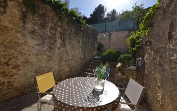 Maison à vendre    3 pièces •  Lédenon